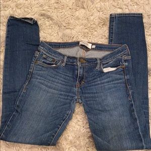 Abercrombie & Fitch jeans! ✨